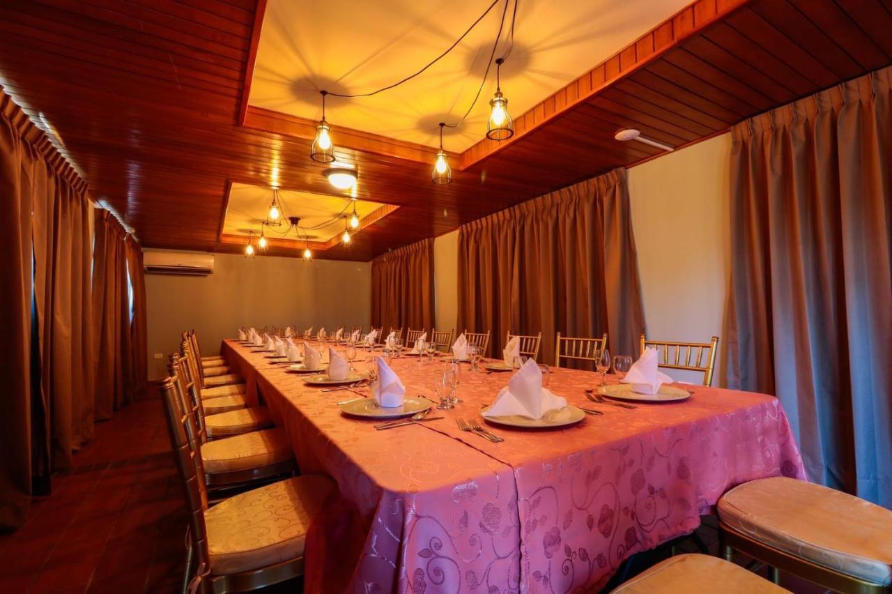 Hotel Faranda Guayacanes, A Member Of Radisson Individuals Чітре Екстер'єр фото