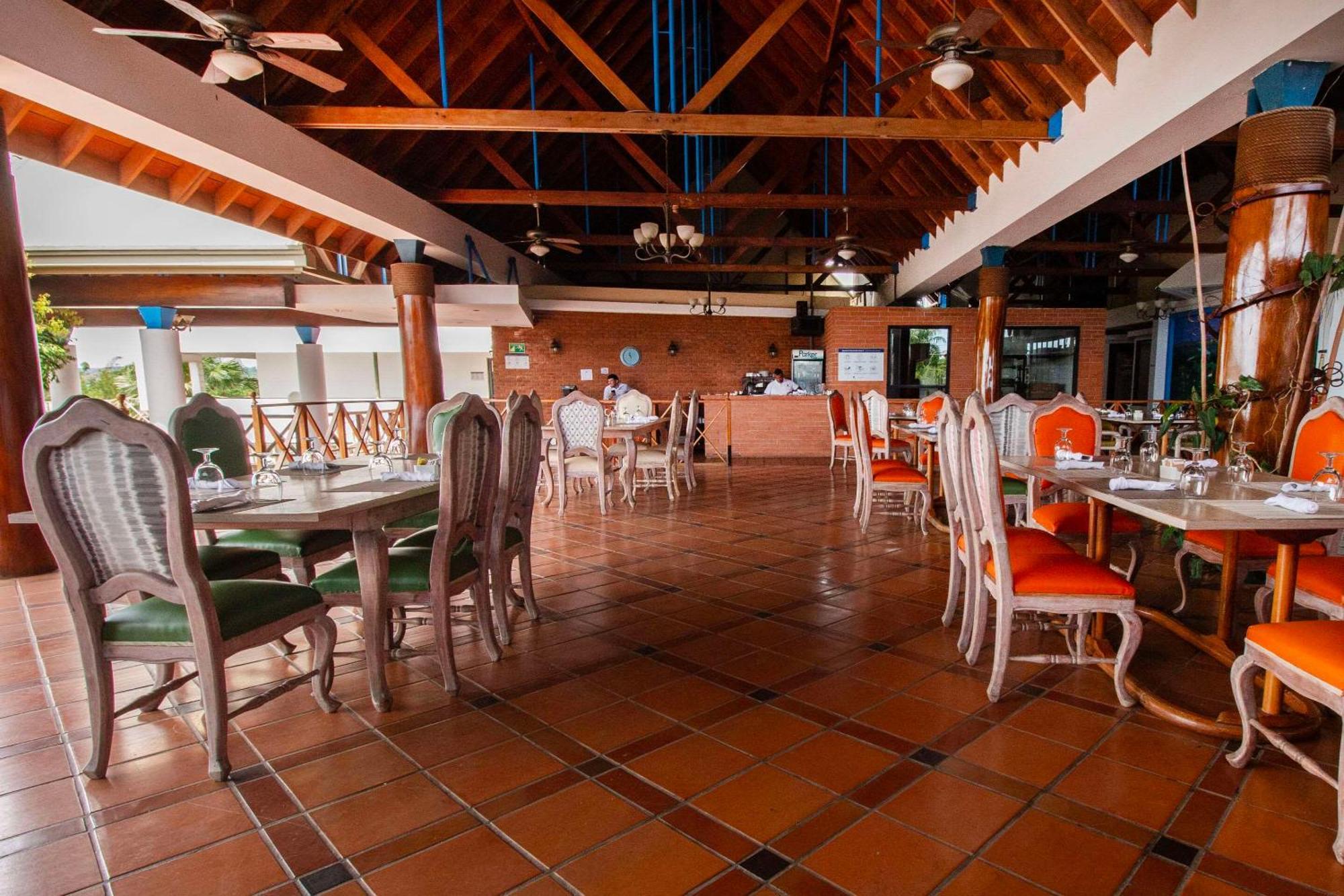 Hotel Faranda Guayacanes, A Member Of Radisson Individuals Чітре Екстер'єр фото