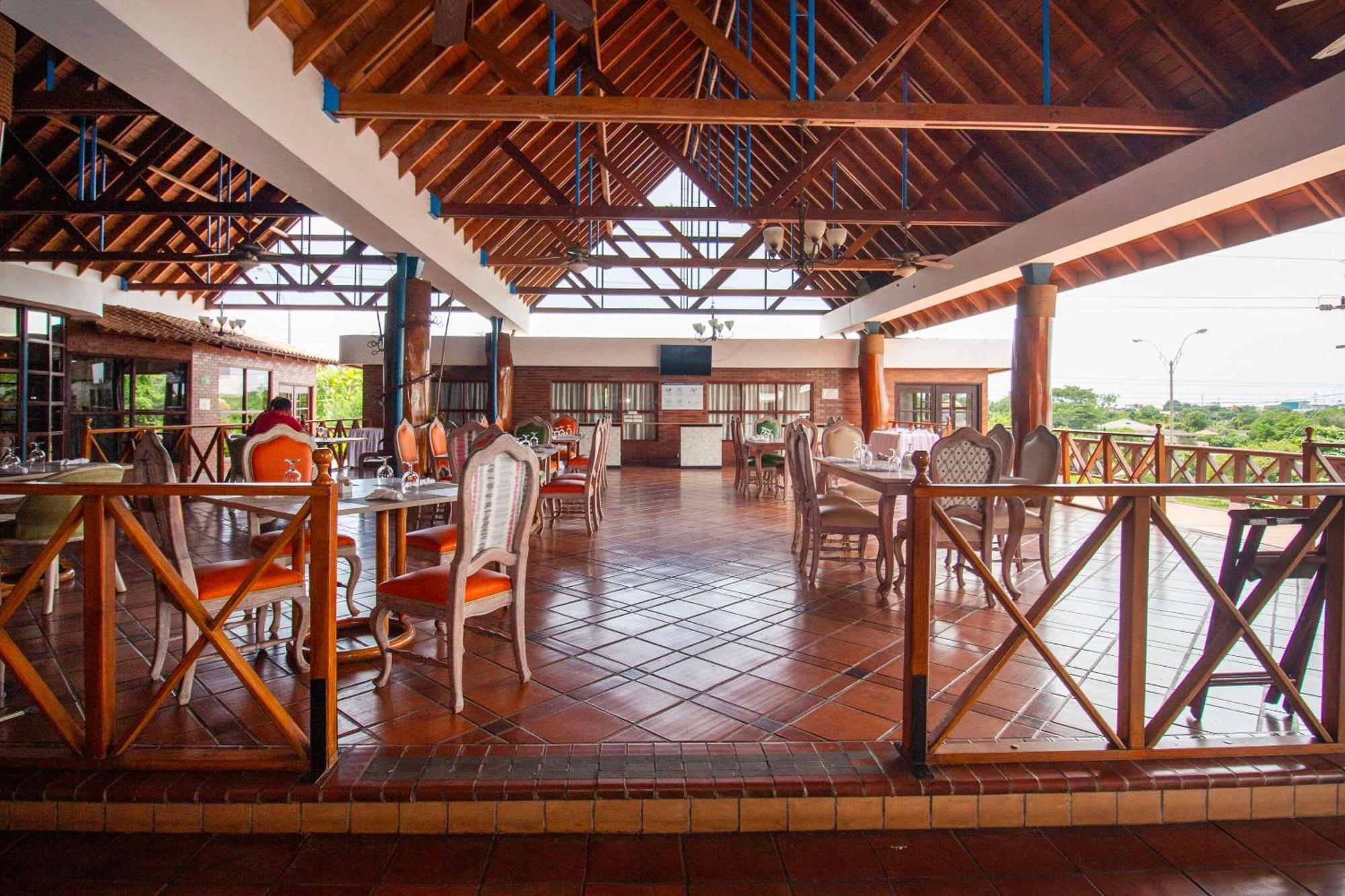 Hotel Faranda Guayacanes, A Member Of Radisson Individuals Чітре Екстер'єр фото